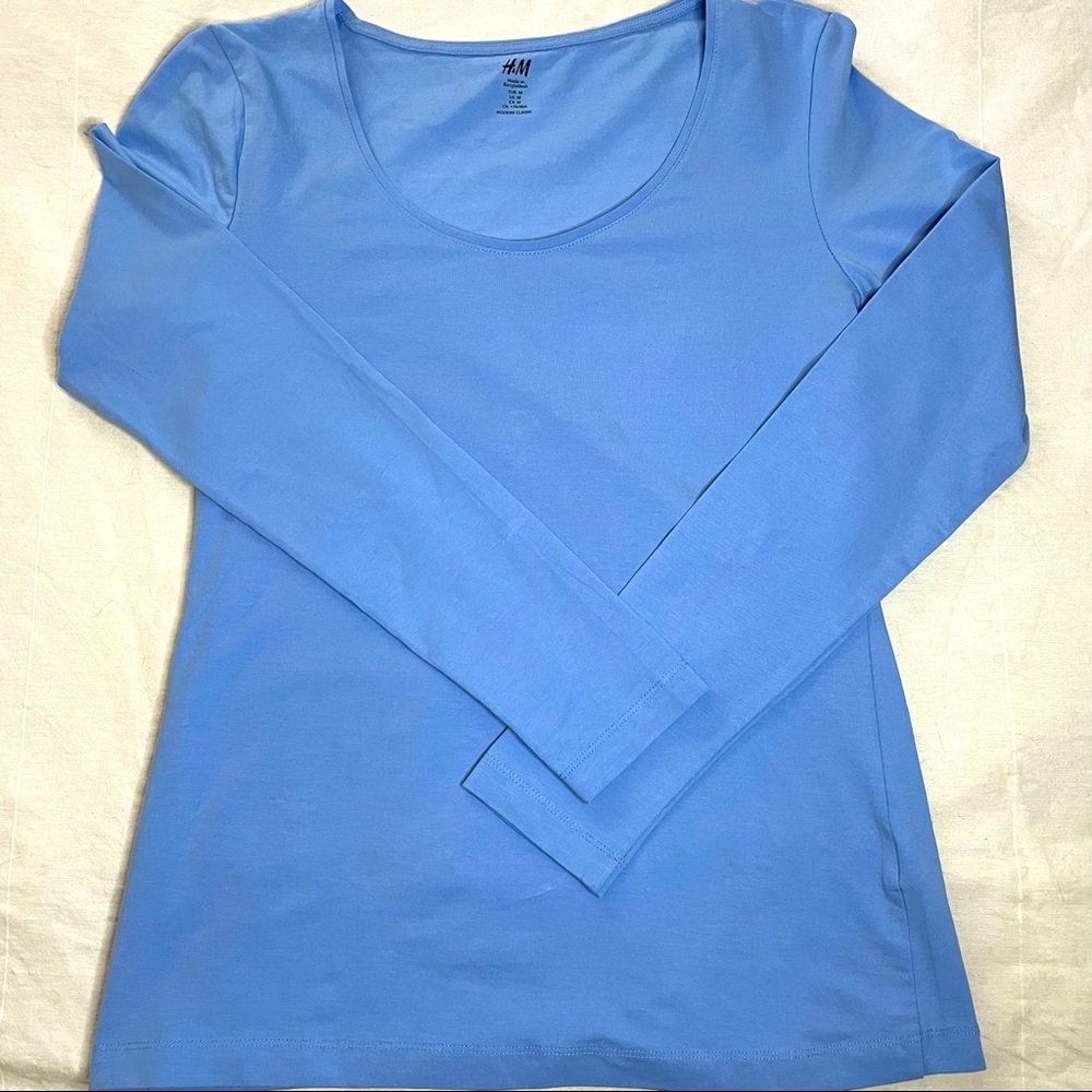 H&M long-sleeve t-shirt